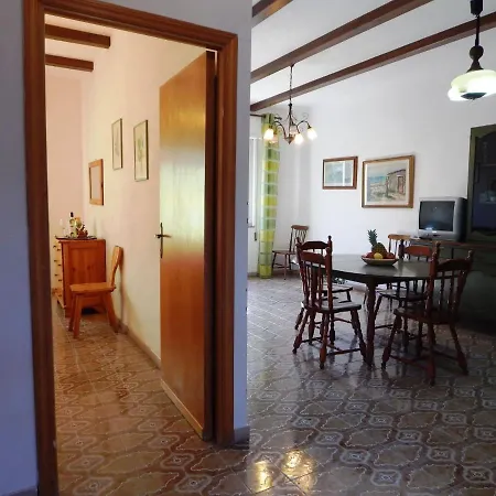 Locazione Turistica Casa Spighia 1 아파트
